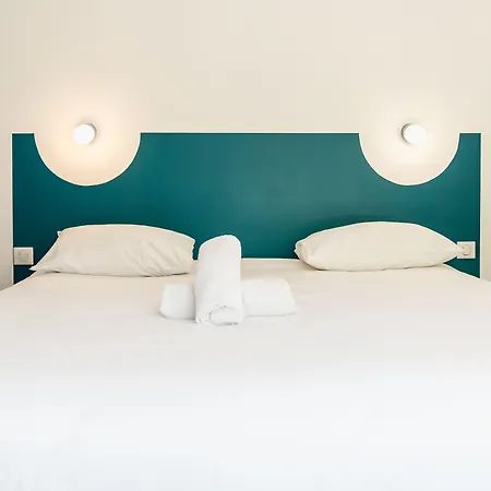 Hostel Beau M Paris