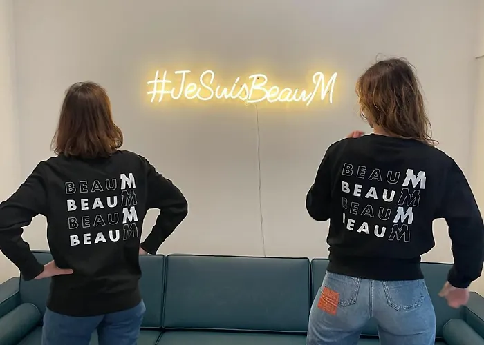 Hostel Beau M Παρίσι