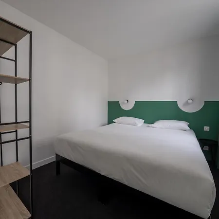 Beau M Albergue