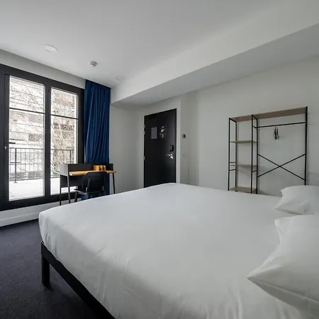 Beau M Albergue