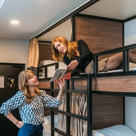 Albergue Beau M Paris