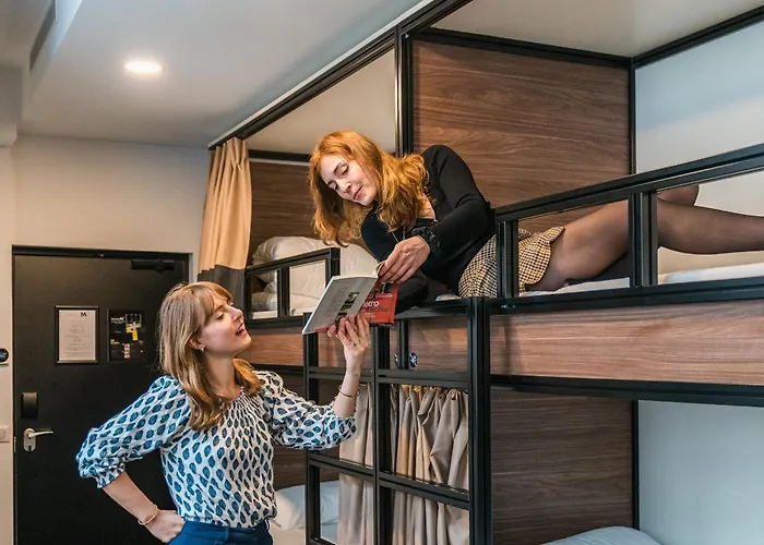 Albergue Beau M Paris